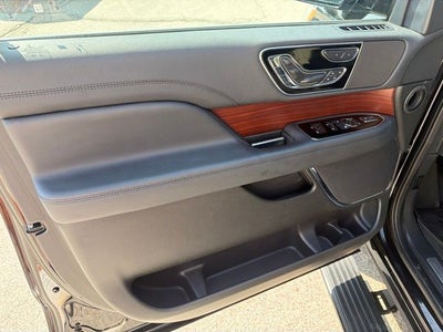 2023 Lincoln Navigator L Reserve