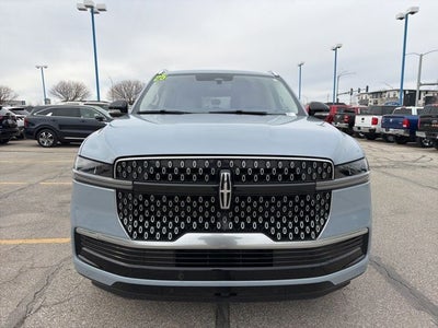 2025 Lincoln Navigator L Reserve