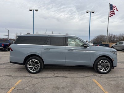 2025 Lincoln Navigator L Reserve