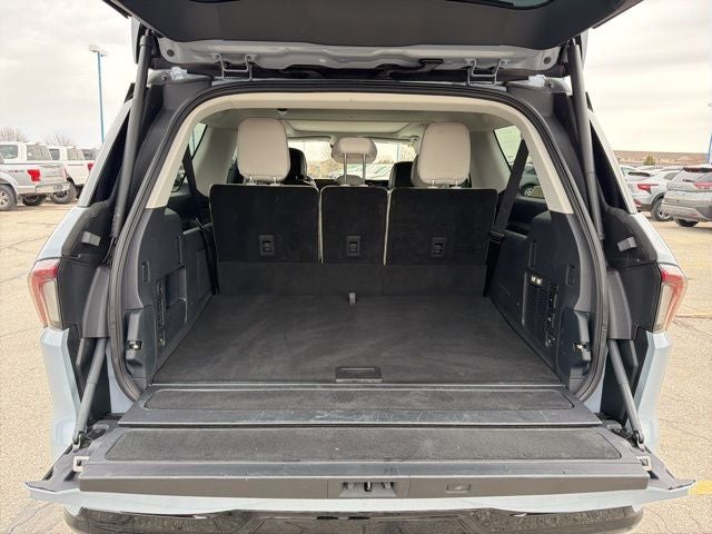 2025 Lincoln Navigator L Reserve