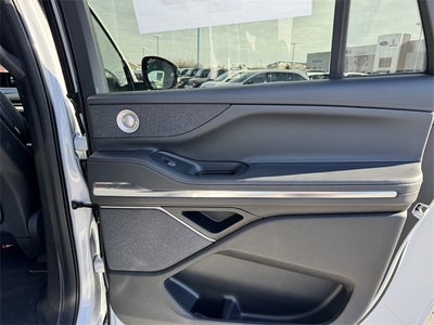 2025 Lincoln Navigator L Reserve