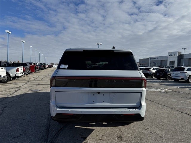 2025 Lincoln Navigator L Reserve