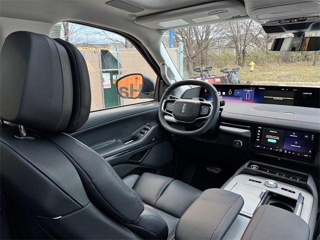 2025 Lincoln Navigator L Reserve