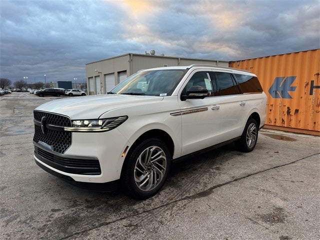 2025 Lincoln Navigator L Reserve