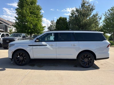 2026 Lincoln Navigator L Reserve