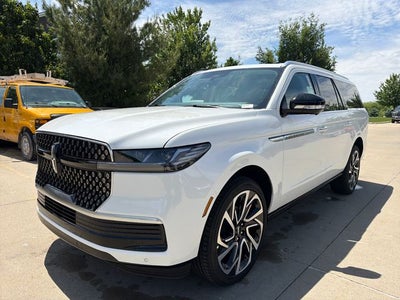 2026 Lincoln Navigator L Reserve
