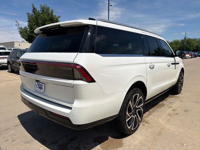 2026 Lincoln Navigator L Reserve