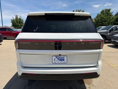 2026 Lincoln Navigator L Reserve