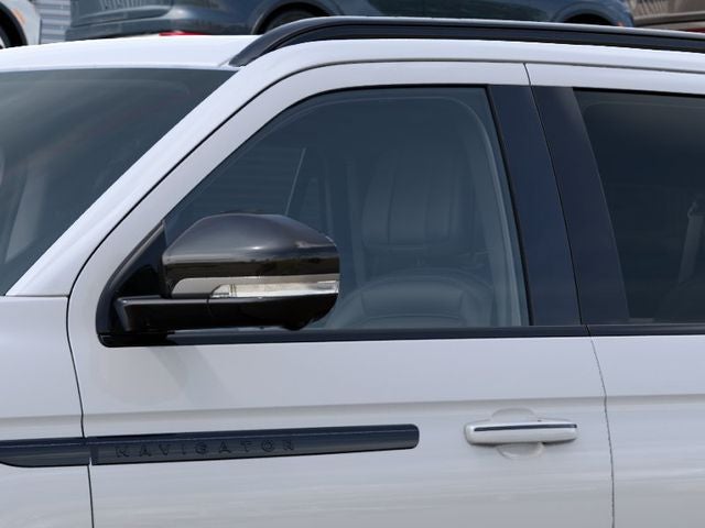 2027 Lincoln Navigator L Reserve