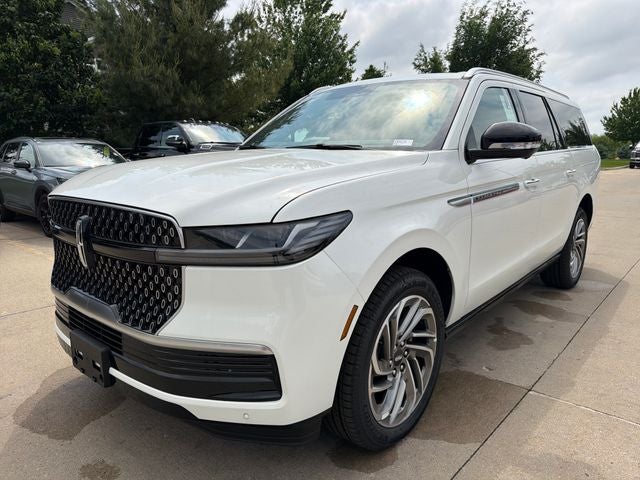 2026 Lincoln Navigator L Reserve