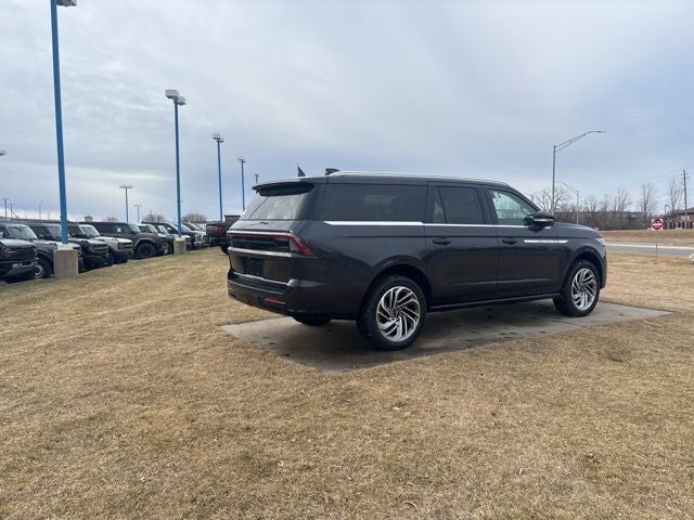 2025 Lincoln Navigator L Reserve