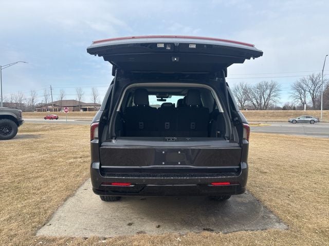 2025 Lincoln Navigator L Reserve