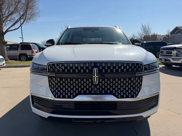 2026 Lincoln Navigator L Reserve