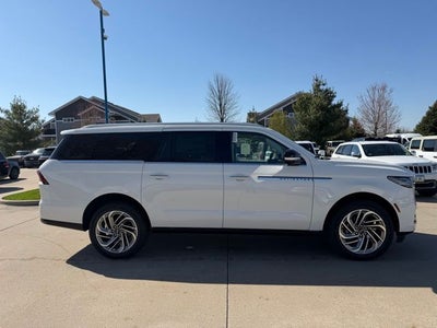 2026 Lincoln Navigator L Reserve