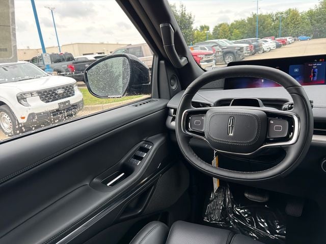 2027 Lincoln Navigator L Reserve