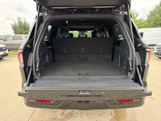 2027 Lincoln Navigator L Reserve