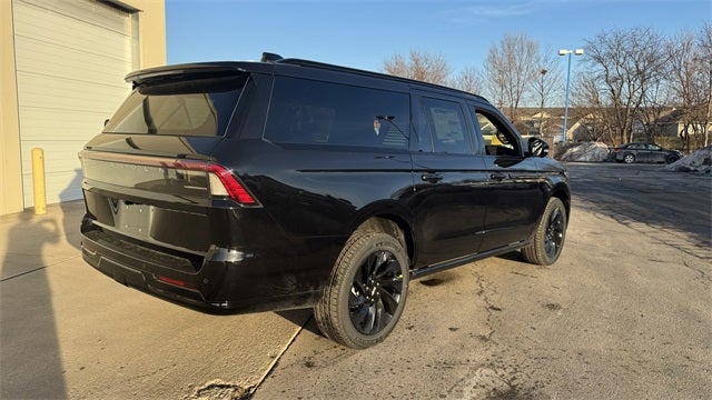 2025 Lincoln Navigator L Reserve