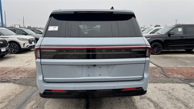 2025 Lincoln Navigator L Reserve