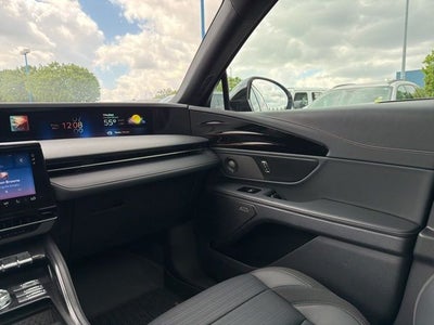 2025 Lincoln Nautilus Reserve