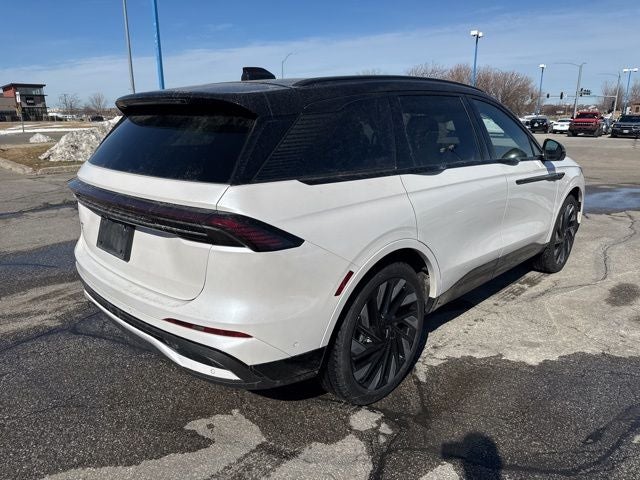 2024 Lincoln Nautilus Reserve