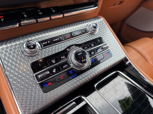 2020 Lincoln Aviator Plug-In Hybrid Black Label Grand Touring