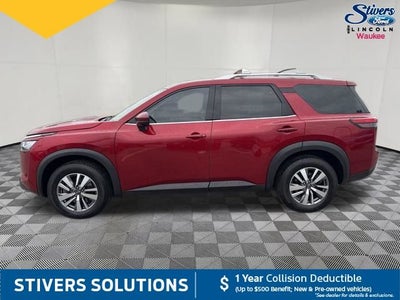 2023 Nissan Pathfinder SL