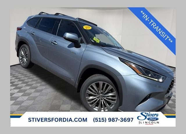 2020 Toyota Highlander Hybrid Platinum