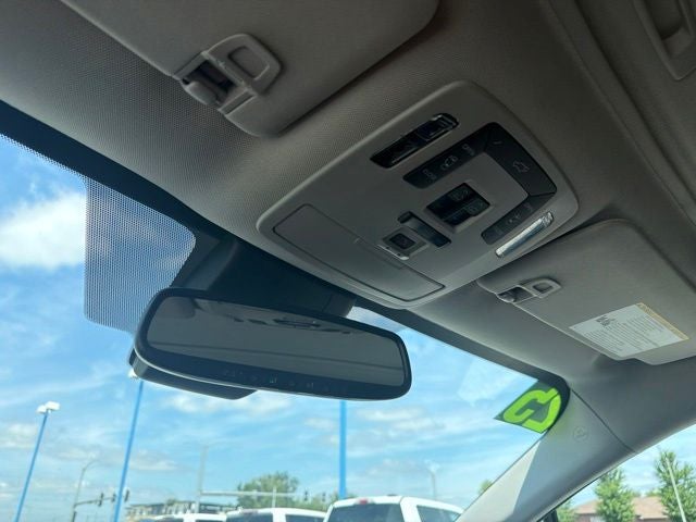 2025 Toyota Sienna XLE 8 Passenger
