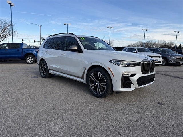 2022 BMW X7 M50i