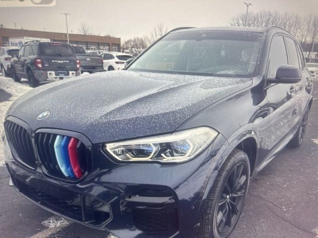 2022 BMW X5 M50i