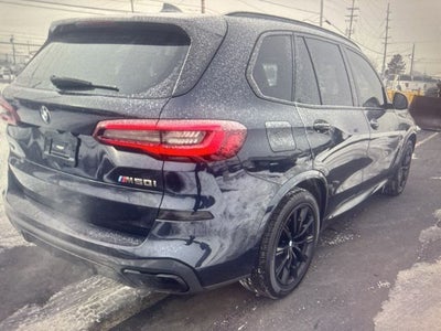 2022 BMW X5 M50i