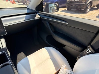 2023 Tesla Model Y Performance