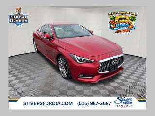 2017 INFINITI Q60 Red Sport 400