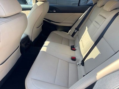 2015 Lexus IS 250