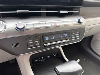 2025 Hyundai Kona SEL