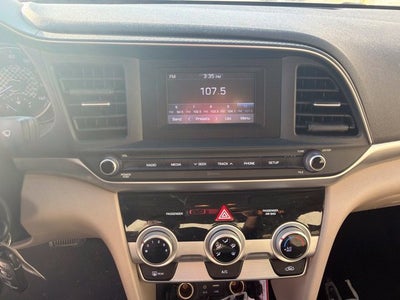 2019 Hyundai Elantra SE