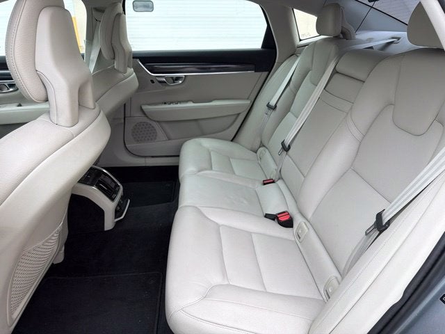 2018 Volvo S90 T5 Momentum
