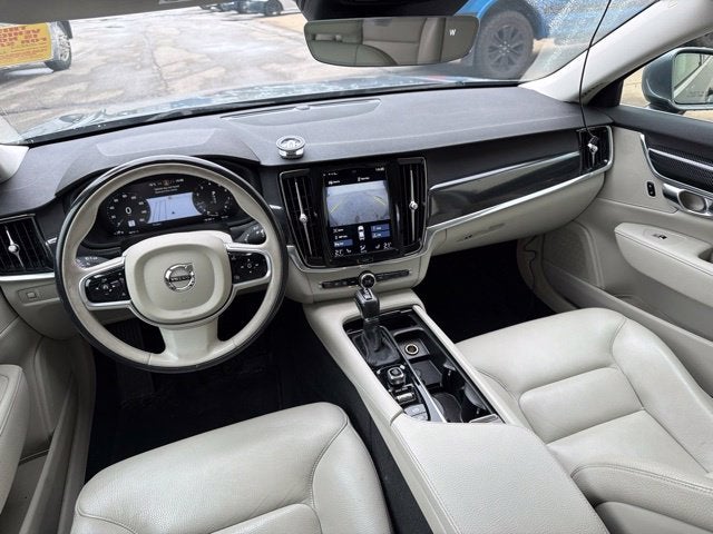 2018 Volvo S90 T5 Momentum