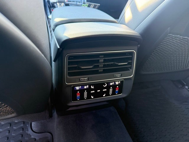 2023 Audi Q8 55 Prestige quattro