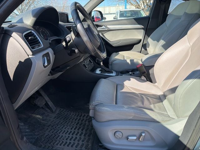 2018 Audi Q3 2.0T Premium quattro