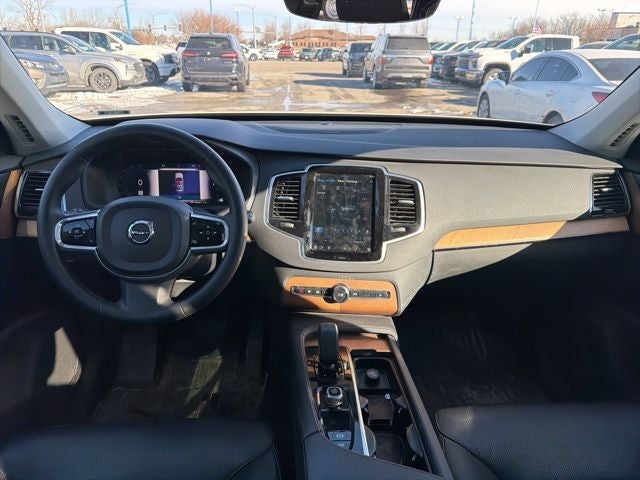 2023 Volvo XC90 B6 Plus 6-Seater