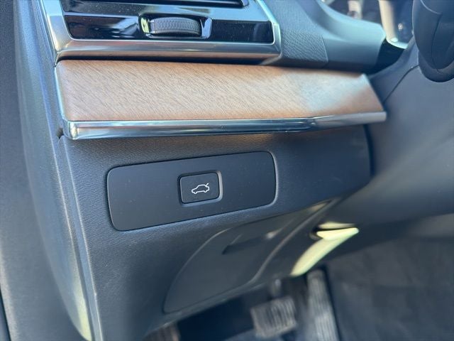 2023 Volvo XC90 B6 Plus 6-Seater