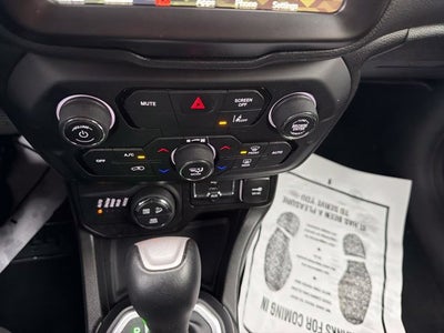 2023 Jeep Renegade Trailhawk