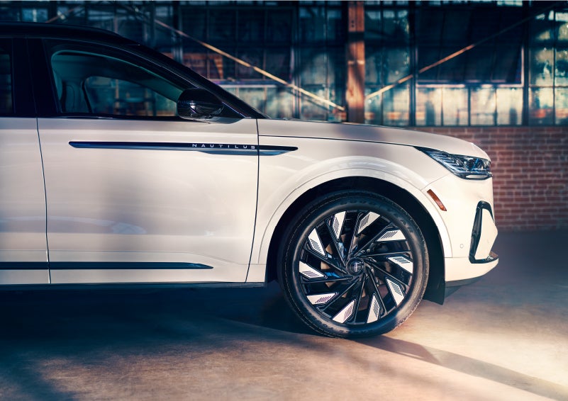 The wheels of the available Jet Appearance Package are highlighted. | Stivers Lincoln in Waukee IA