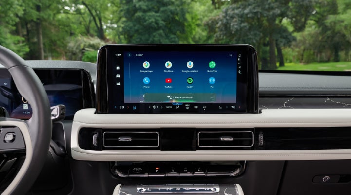 The center touchscreen inside a 2027 Lincoln Aviator® Black Label™ SUV | Stivers Lincoln in Waukee IA